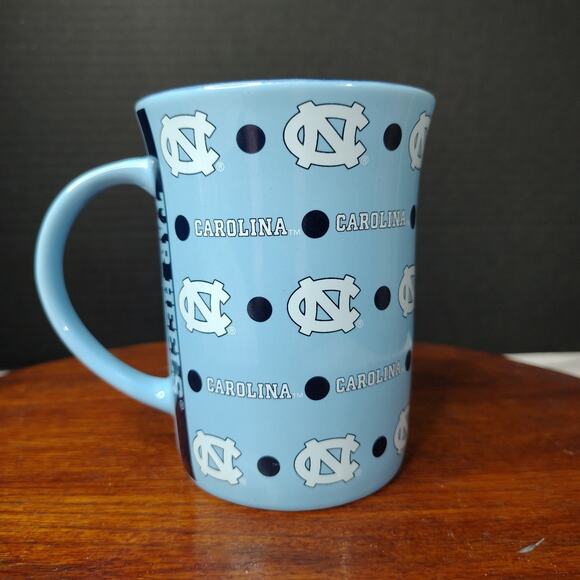 NC North Carolina TAR HEELS Coffee Tea Mug Cup Light Blue The Memory Company - Picture 3 of 8